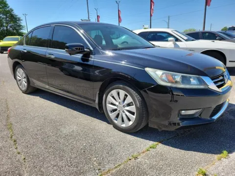 Another view of 2014 Honda Accord Sedan EX-L V6 for sale in Pelham, AL at Susan Schein Automotive - Pelham