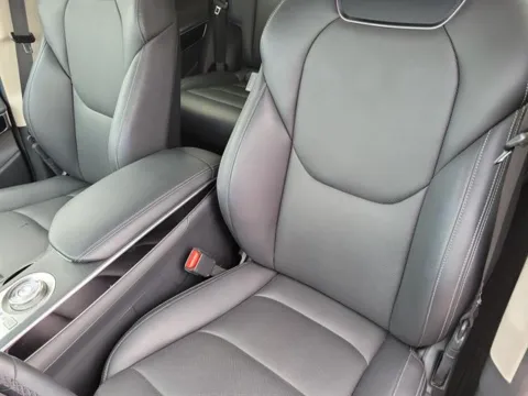 More photos of 2025 Genesis GV70 2.5T Standard at Susan Schein Automotive - Pelham, AL