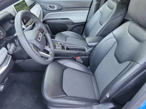 Another view of 2024 Jeep Compass Latitude for sale in Pelham, AL at Susan Schein Automotive - Pelham