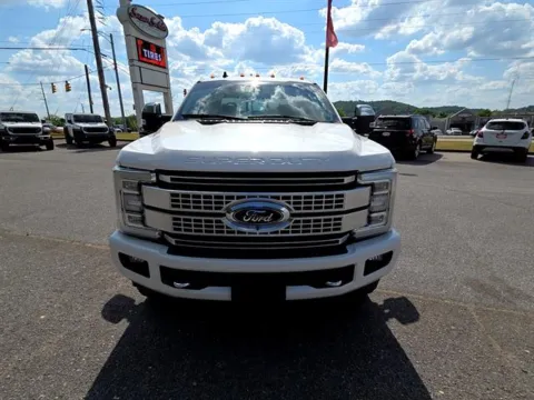 More photos of 2019 Ford Super Duty F-250 SRW Platinum at Susan Schein Automotive - Pelham, AL
