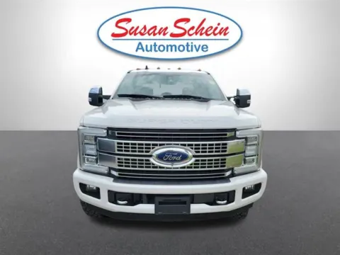 Photos of 2019 Ford Super Duty F-250 SRW Platinum for sale in Pelham, AL at Susan Schein Automotive - Pelham