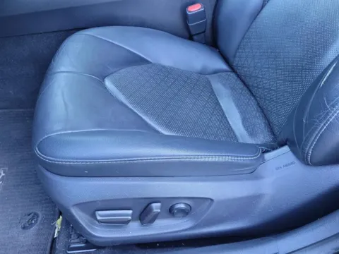 More photos of 2018 Toyota Camry XSE at Susan Schein Automotive - Pelham, AL