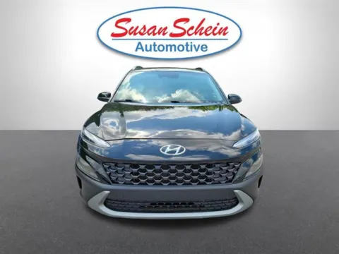 Photos of 2022 Hyundai Kona SEL for sale in Pelham, AL at Susan Schein Automotive - Pelham