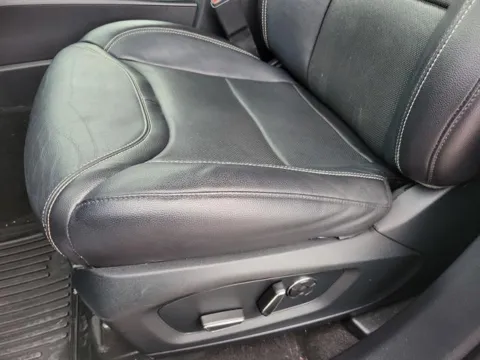 More photos of 2020 Ford Explorer ST at Susan Schein Automotive - Pelham, AL