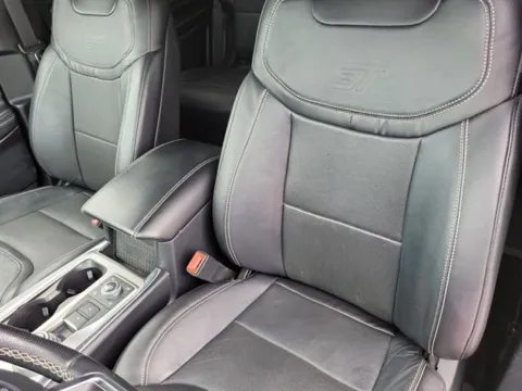 More photos of 2020 Ford Explorer ST at Susan Schein Automotive - Pelham, AL