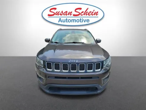 Photos of 2019 Jeep Compass Latitude for sale in Pelham, AL at Susan Schein Automotive - Pelham
