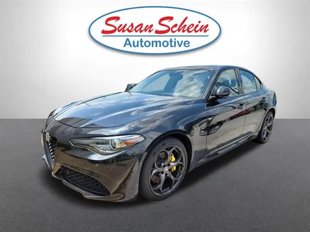2021 Alfa Romeo Giulia 2.0 Ti Sport Auto AWD's photo