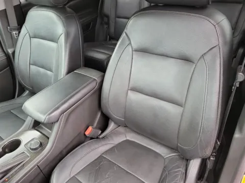 More photos of 2017 GMC Acadia SLT-1 at Susan Schein Automotive - Pelham, AL