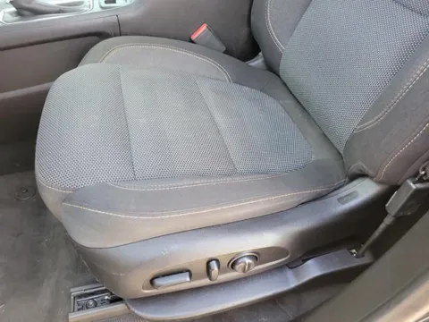 More photos of 2019 Chevrolet Traverse LT Cloth at Susan Schein Automotive - Pelham, AL