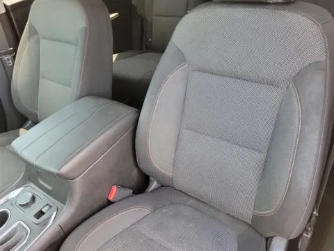 More photos of 2019 Chevrolet Traverse LT Cloth at Susan Schein Automotive - Pelham, AL