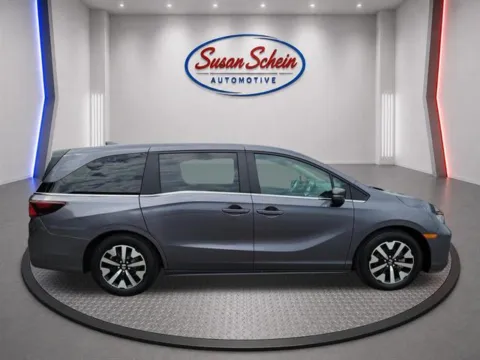 More photos of 2025 Honda Odyssey EX-L at Susan Schein Automotive - Pelham, AL