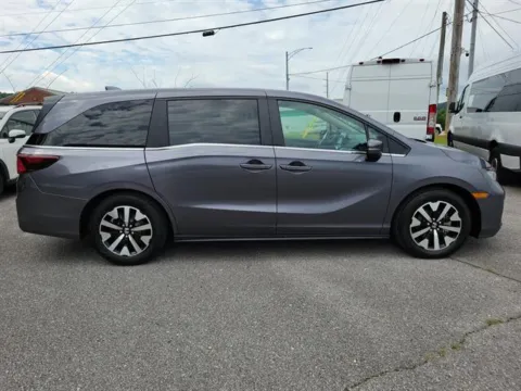 More photos of 2025 Honda Odyssey EX-L at Susan Schein Automotive - Pelham, AL