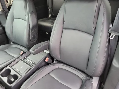More photos of 2025 Honda Odyssey EX-L at Susan Schein Automotive - Pelham, AL