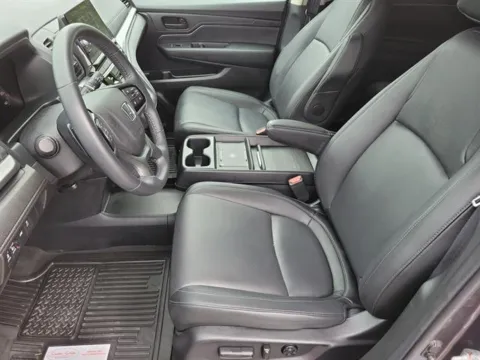 Another view of 2025 Honda Odyssey EX-L for sale in Pelham, AL at Susan Schein Automotive - Pelham