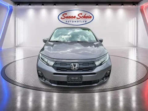 Photos of 2025 Honda Odyssey EX-L for sale in Pelham, AL at Susan Schein Automotive - Pelham