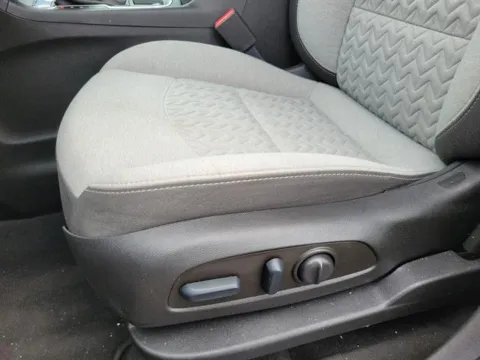 More photos of 2022 Chevrolet Equinox LT at Susan Schein Automotive - Pelham, AL
