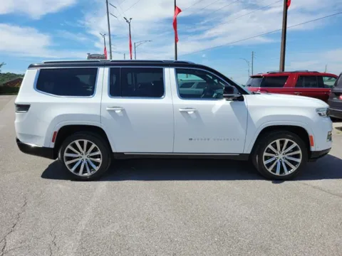 More photos of 2023 Jeep Grand Wagoneer Series II at Susan Schein Automotive - Pelham, AL