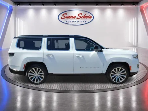 More photos of 2023 Jeep Grand Wagoneer Series II at Susan Schein Automotive - Pelham, AL