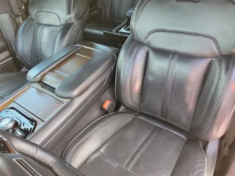 More photos of 2023 Jeep Grand Wagoneer Series II at Susan Schein Automotive - Pelham, AL