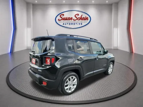 More photos of 2018 Jeep Renegade Latitude at Susan Schein Automotive - Pelham, AL
