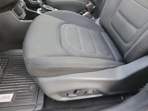 More photos of 2018 Jeep Renegade Latitude at Susan Schein Automotive - Pelham, AL