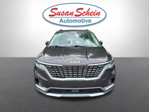 Photos of 2022 Kia Carnival SX for sale in Pelham, AL at Susan Schein Automotive - Pelham