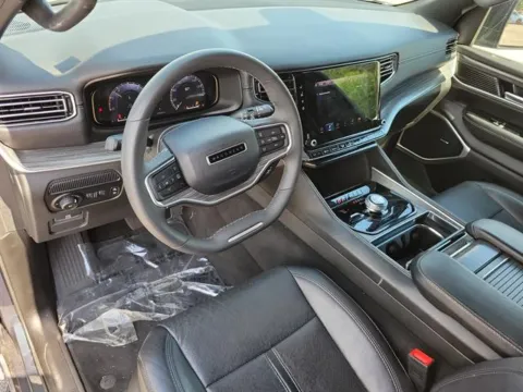 Photos of 2024 Jeep Wagoneer Series II for sale in Pelham, AL at Susan Schein Automotive - Pelham
