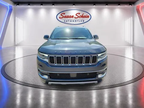 Photos of 2024 Jeep Wagoneer Series II for sale in Pelham, AL at Susan Schein Automotive - Pelham