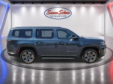 More photos of 2024 Jeep Wagoneer Series II at Susan Schein Automotive - Pelham, AL