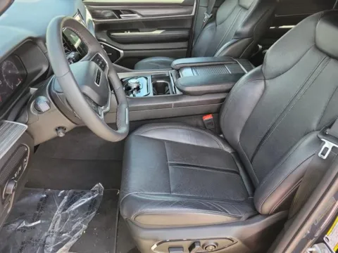 Another view of 2024 Jeep Wagoneer Series II for sale in Pelham, AL at Susan Schein Automotive - Pelham