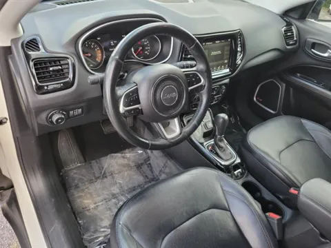 Photos of 2018 Jeep Compass Limited for sale in Pelham, AL at Susan Schein Automotive - Pelham