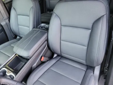 More photos of 2026 Chevrolet Traverse LT at Susan Schein Automotive - Pelham, AL