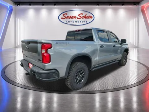 More photos of 2023 Chevrolet Silverado 1500 ZR2 at Susan Schein Automotive - Pelham, AL