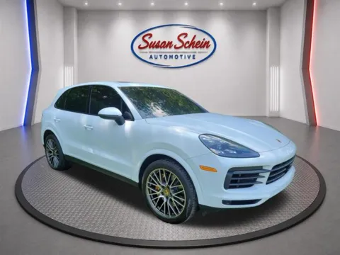 Another view of 2022 Porsche Cayenne Platinum Edition for sale in Pelham, AL at Susan Schein Automotive - Pelham