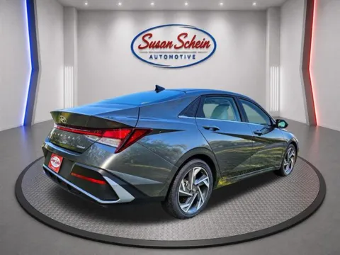 More photos of 2025 Hyundai Elantra Limited at Susan Schein Automotive - Pelham, AL