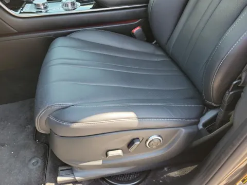More photos of 2025 Genesis GV80 2.5T Standard at Susan Schein Automotive - Pelham, AL