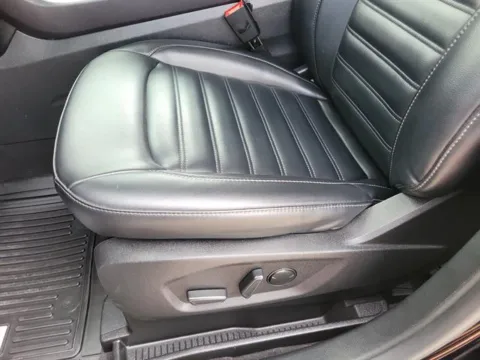More photos of 2023 Ford Edge SEL at Susan Schein Automotive - Pelham, AL