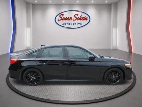More photos of 2022 Honda Civic Si at Susan Schein Automotive - Pelham, AL