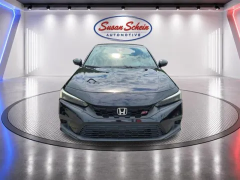 Photos of 2022 Honda Civic Si for sale in Pelham, AL at Susan Schein Automotive - Pelham