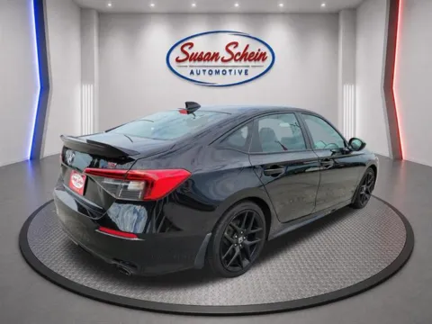 More photos of 2022 Honda Civic Si at Susan Schein Automotive - Pelham, AL