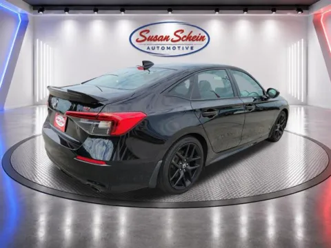 More photos of 2022 Honda Civic Si at Susan Schein Automotive - Pelham, AL