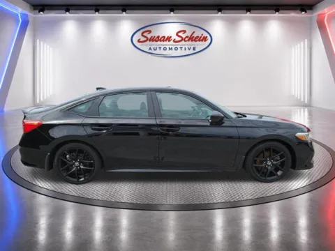 More photos of 2022 Honda Civic Si at Susan Schein Automotive - Pelham, AL