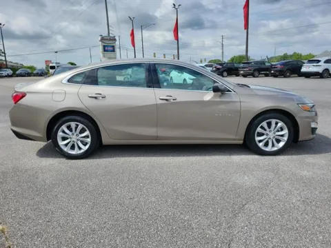 More photos of 2022 Chevrolet Malibu LT at Susan Schein Automotive - Pelham, AL