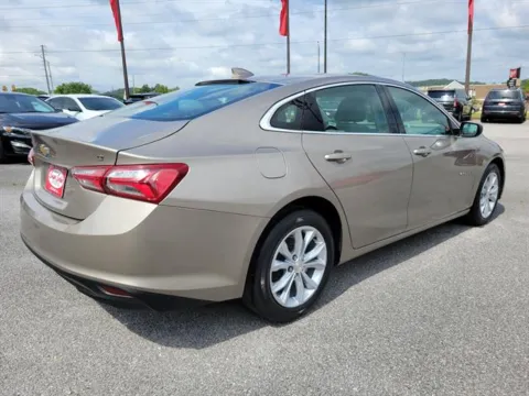 More photos of 2022 Chevrolet Malibu LT at Susan Schein Automotive - Pelham, AL