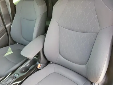 More photos of 2021 Toyota Corolla LE at Susan Schein Automotive - Pelham, AL