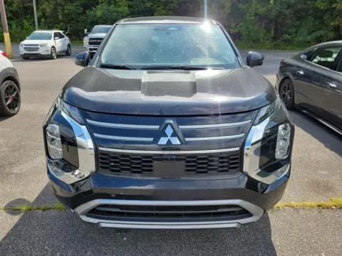 Photos of 2025 Mitsubishi Outlander SE for sale in Pelham, AL at Susan Schein Automotive - Pelham