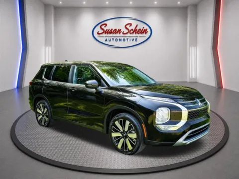 More photos of 2025 Mitsubishi Outlander SE at Susan Schein Automotive - Pelham, AL