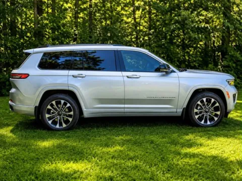 Photos of 2023 Jeep Grand Cherokee L Overland for sale in Pelham, AL at Susan Schein Automotive - Pelham