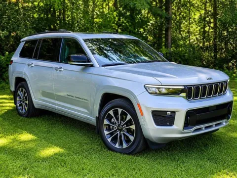 Silver 2023 Jeep Grand Cherokee L Overland for sale in Pelham, AL