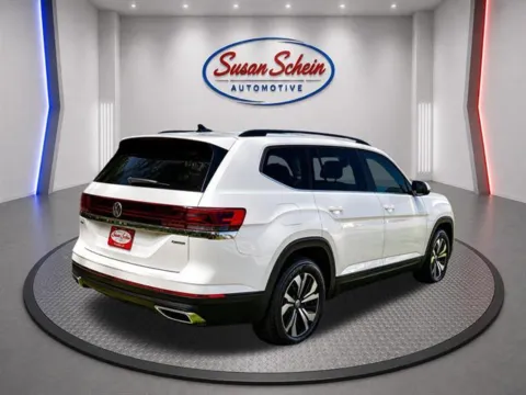 More photos of 2024 Volkswagen Atlas SE 4Motion at Susan Schein Automotive - Pelham, AL